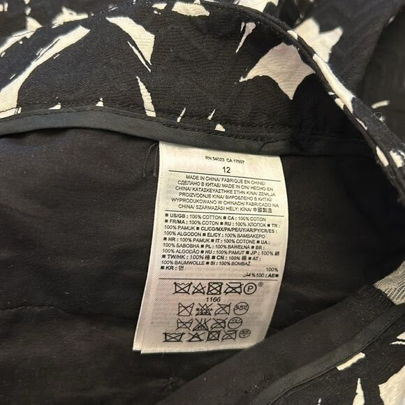 Banana Republic black white textured patterned pants Size 12 EUC - Picture 7 of 8